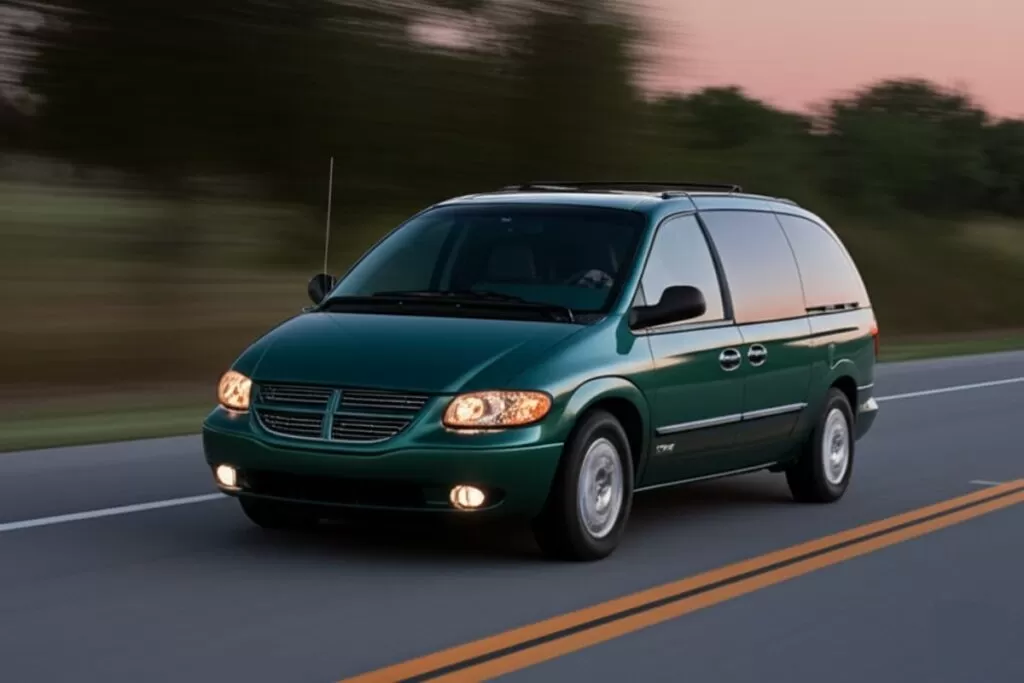 Chrysler Voyager 3.3L en la carretera a alta velocidad